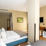 Nenessa Airport Hotel