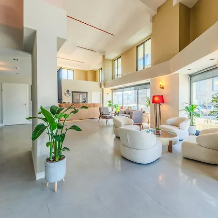 Hotel Nenessa Airport 4*