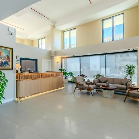 Nenessa Airport Hotel