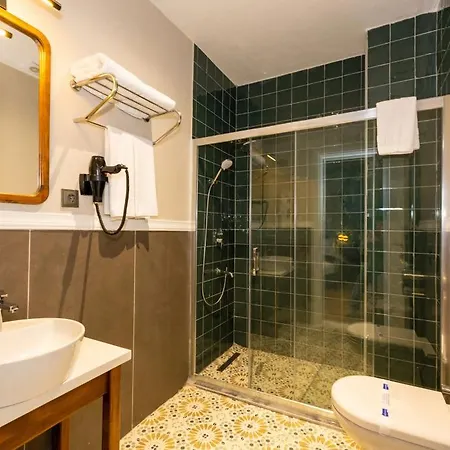Hotel Nenessa Airport Arnavutkoy